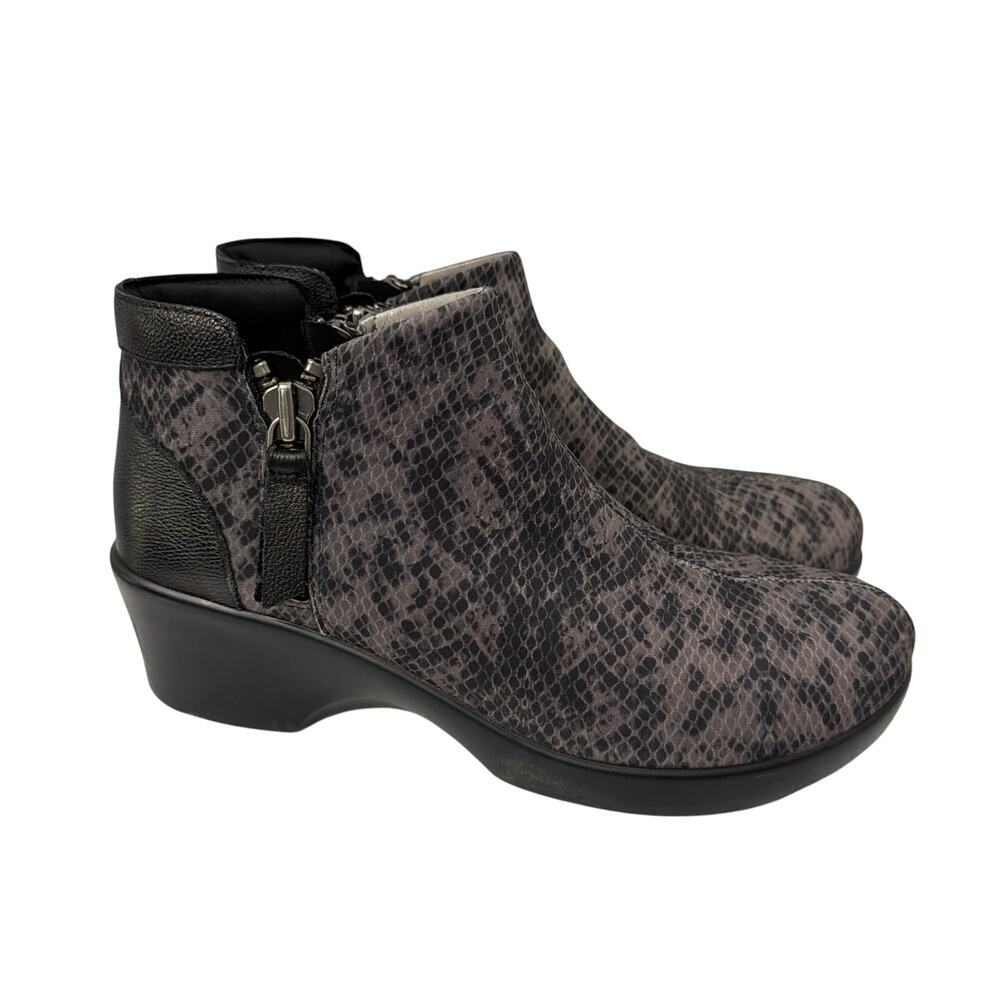 Alegria Sloan Snake Boot Womens Size 9 Gray Black Side Zipper Wedge 39